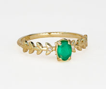Load image into Gallery viewer, Oval emerald ring. 14k solid gold ring with Emerald. Minimalist emerald ring. Emerald engagement ring. May Birthstone Ring. Stackable ring.