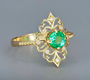 Round emerald ring. 14k solid gold ring with Emerald and diamonds. Vintage emerald ring. Dainty Emerald engagement ring. May Birthstone Ring