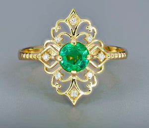 Round emerald ring. 14k solid gold ring with Emerald and diamonds. Vintage emerald ring. Dainty Emerald engagement ring. May Birthstone Ring