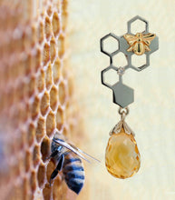 Load image into Gallery viewer, Gold bee pendant. Honecomb pendant. 14k gold citrine pendant. Citrine briolette pendant. Honey bee pendant Beehive and Bee Pendant for Women