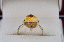 Load image into Gallery viewer, 14k gold ring with citrine cabochon. Yellow gemstone ring. November birthstone ring. Oval citrine ring. Vintage citrine ring Valentine gift