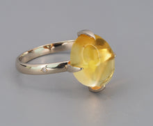 Load image into Gallery viewer, 14k gold ring with citrine cabochon. Yellow gemstone ring. November birthstone ring. Oval citrine ring. Vintage citrine ring Valentine gift