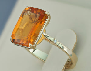 14k gold ring with citrine. Yellow gemstone ring. November birthstone ring. Emerald cut citrine ring. Vintage citrine ring Valentine gift